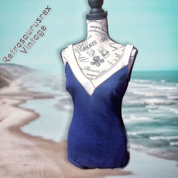 Vintage One Piece Swimsuit - Picture 8 of 11